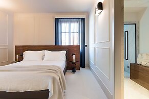 Byssus Suites