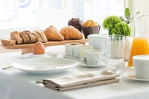 Byssus Suites