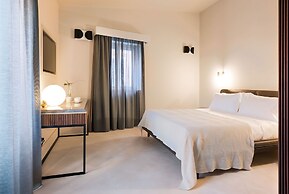 Byssus Suites
