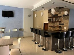 HOTEL TIERRA ROJA