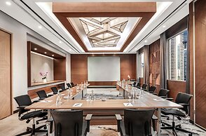 Mangkuluhur ARTOTEL SUITES