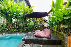 Suweta Homestay by Supala