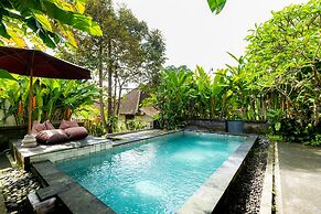Suweta Homestay by Supala