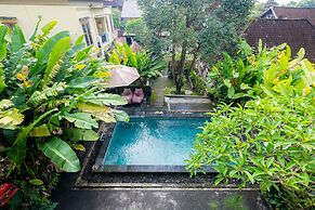 Suweta Homestay by Supala