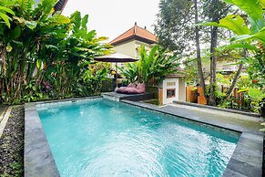Suweta Homestay by Supala