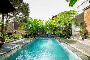 Suweta Homestay by Supala