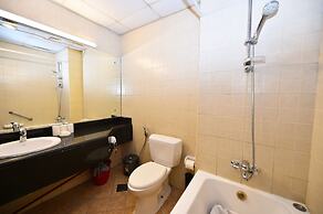 KEN - Spectacular Furnished Studio