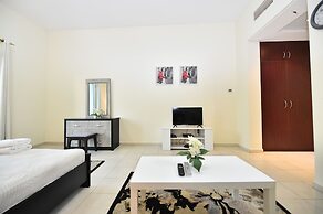 KEN - Spectacular Furnished Studio