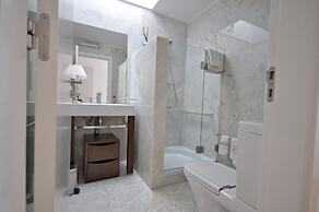 Fantastic Luxury Pool Villa Facing Golf Course