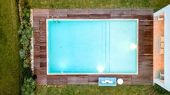 Fantastic Luxury Pool Villa Facing Golf Course