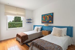 Fantastic Luxury Pool Villa Facing Golf Course