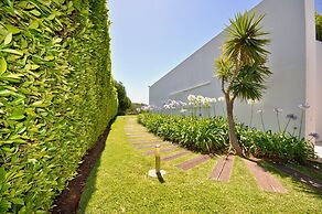 Fantastic Luxury Pool Villa Facing Golf Course