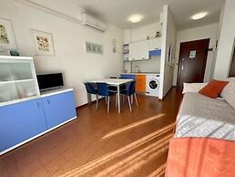 Flat With Partial sea View