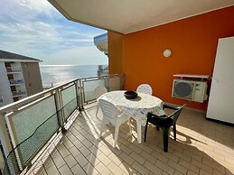 Lovely Flat With sea View