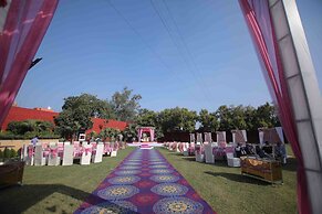 The Lalita Grand
