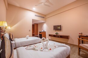 The Lalita Grand