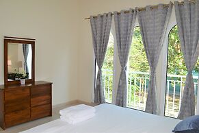 NMR - New Spacious Studio flat