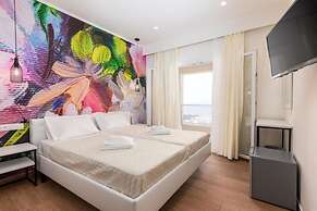 Aqua Luxury Suites Roda