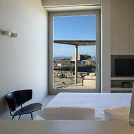 Santopaz Suites