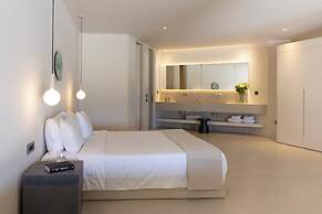 Santopaz Suites
