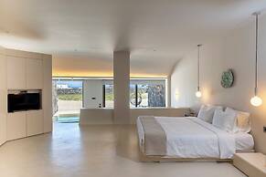 Santopaz Suites