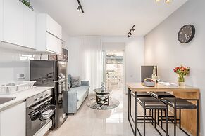 One BDR with a Huge Terrace