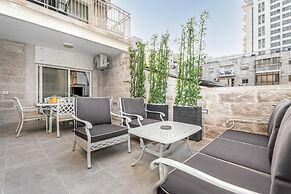 One BDR with a Huge Terrace