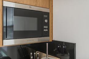 2 Bedroom Penthouse with Parking