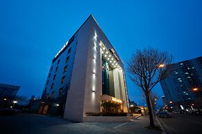 Hotel Hive Inn