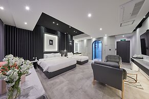 Hotel Hive Inn