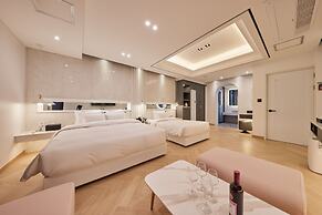Hotel Hive Inn