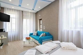 Diamond Suites