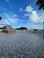 Hotel Arco Maya