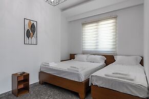 Hotel Center