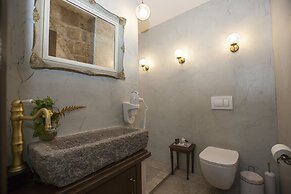 Porolithos Boutique Hotel