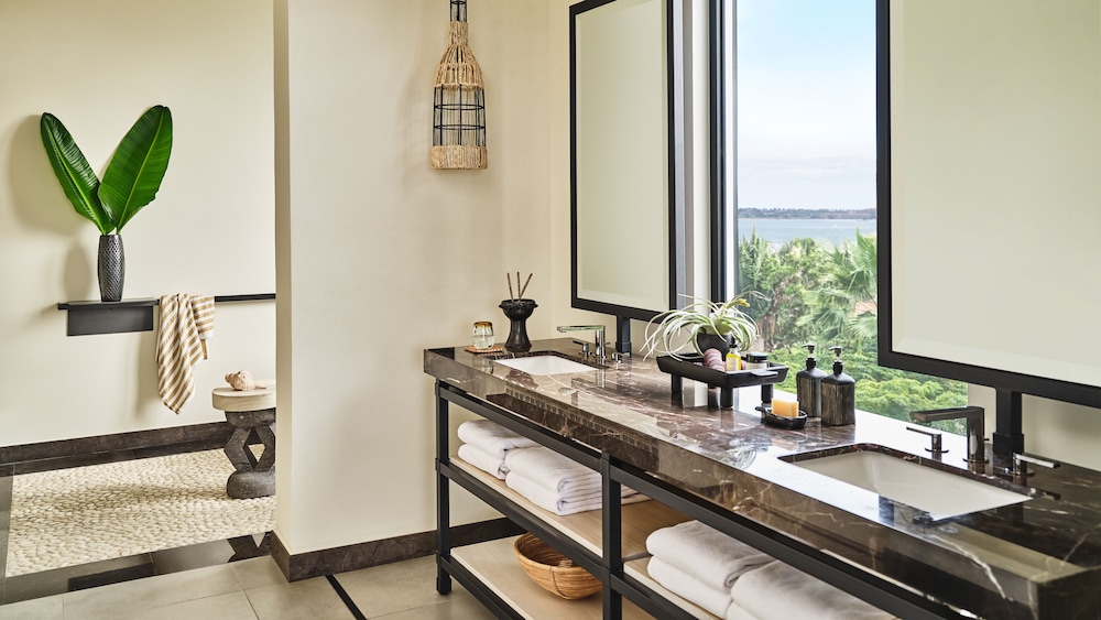 Susurros del Corazón, Auberge Collection