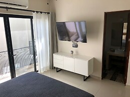 Casa Luz Downtown Apartments Tulum