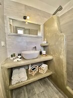 Aeron suites