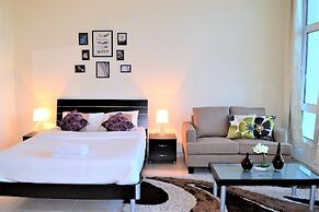 MCLN - Spacious Furnished Studio