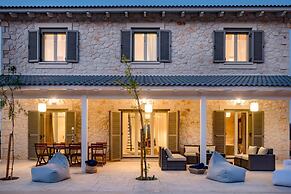 Zante Soleil - High-end Stone Villa With 4BD