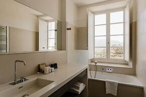 Boutique Hotel NOAE by Emerald Stay