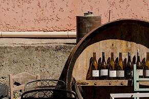 Boutique Hotel NOAE by Emerald Stay