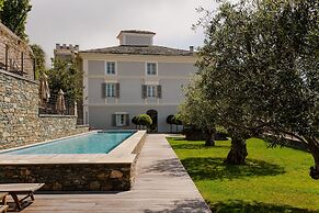 Boutique Hotel NOAE by Emerald Stay