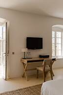 Boutique Hotel NOAE by Emerald Stay