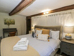 Fox Den Cottage