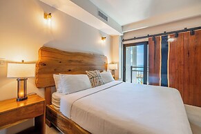 Diamante Beachfront Suites