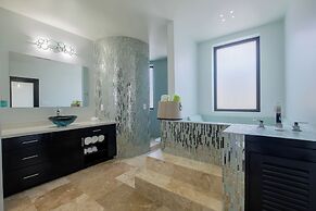 Diamante Beachfront Suites