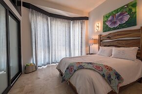 Diamante Beachfront Suites