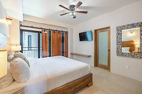 Diamante Beachfront Suites