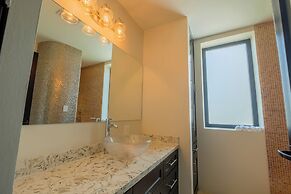Diamante Beachfront Suites